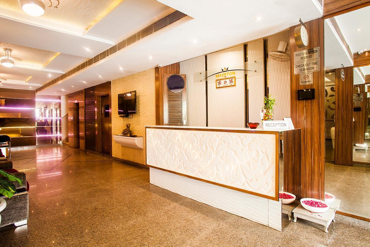 אגרה Hotel Poonam Plaza מראה חיצוני תמונה